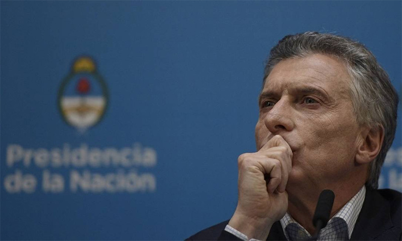 Após derrota em prévias e turbulência nos mercados, Macri anuncia medidas econômicas